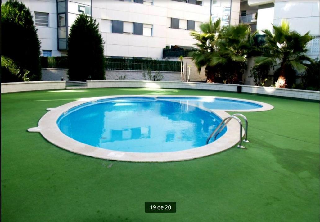 Calido Apartamento Con Piscina En Barcelona Ripollet Exterior foto